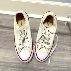 Low top white Converse